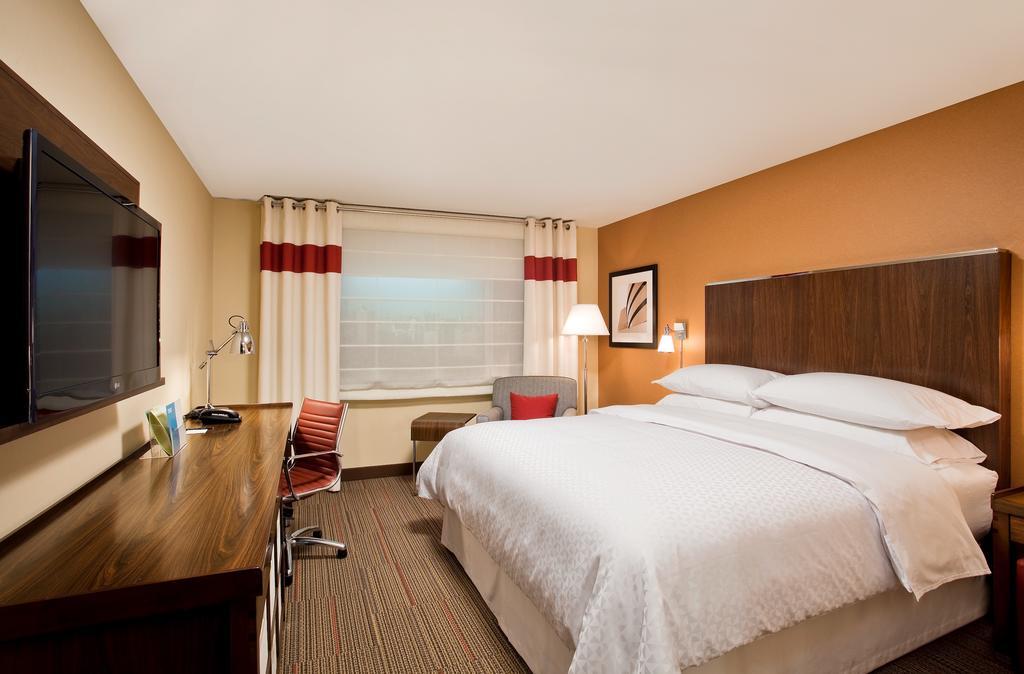 Four Points By Sheraton Houston Citycentre Bagian luar foto